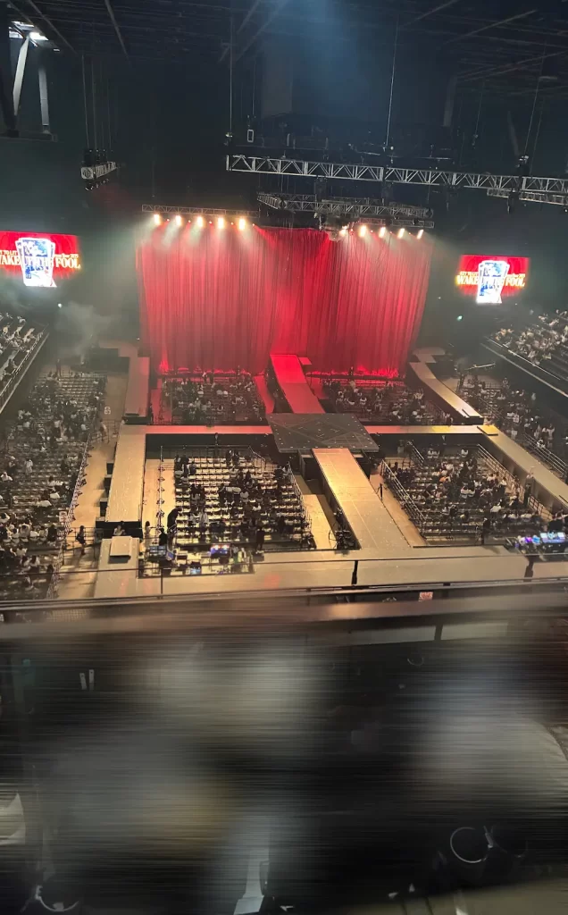 ららアリーナ 4階スタンド席からの見え方 正面席 キテレツ 2025年